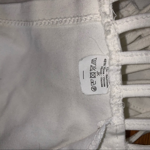 BRANDY MELVILLE | White Bralette Crop Top - Picture 7 of 8